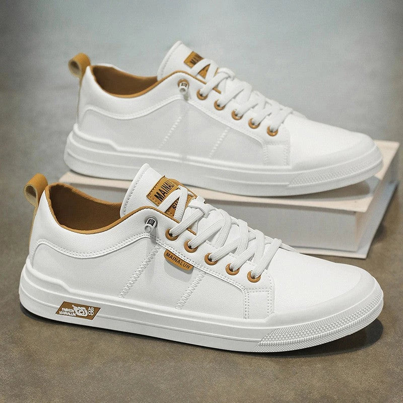 Versatile black and white soft-soled shoes