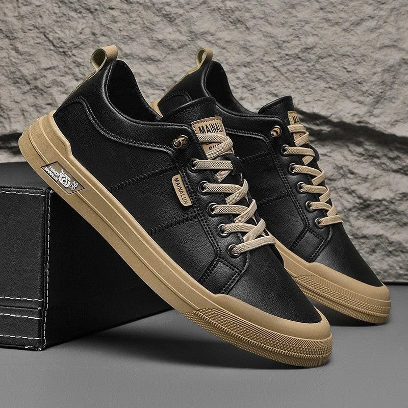 Versatile black and white soft-soled shoes